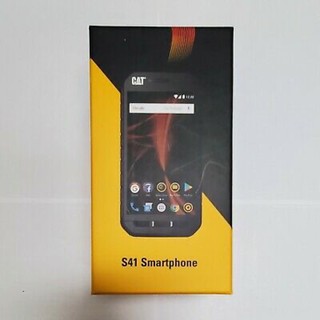 Điện thoại chống nước, siêu bền CAT S41