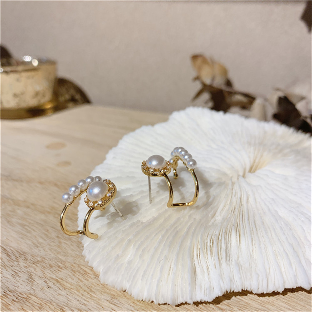 Đôi khuyên trang sức tai thiết kế hình học có đính ngọc trai lung linh cho phái nữ