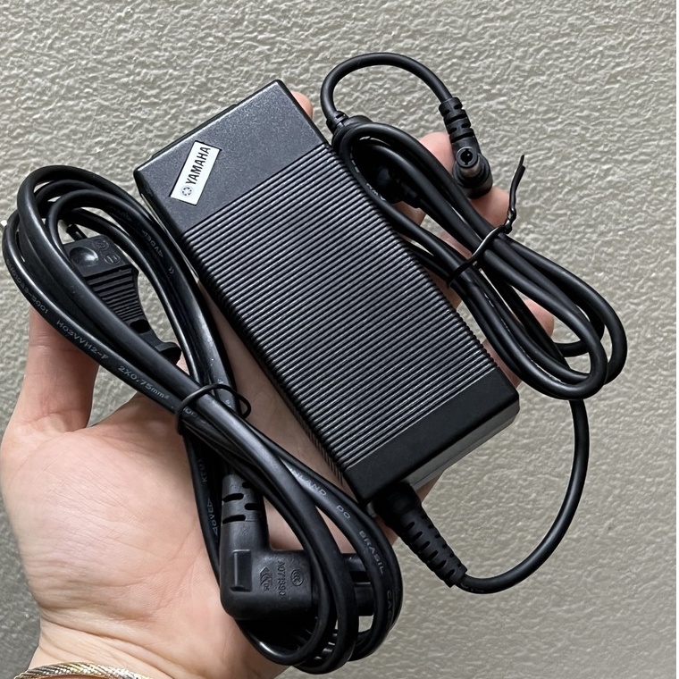 Adapter nguồn đàn yamaha 16V 2.4A chính hãng