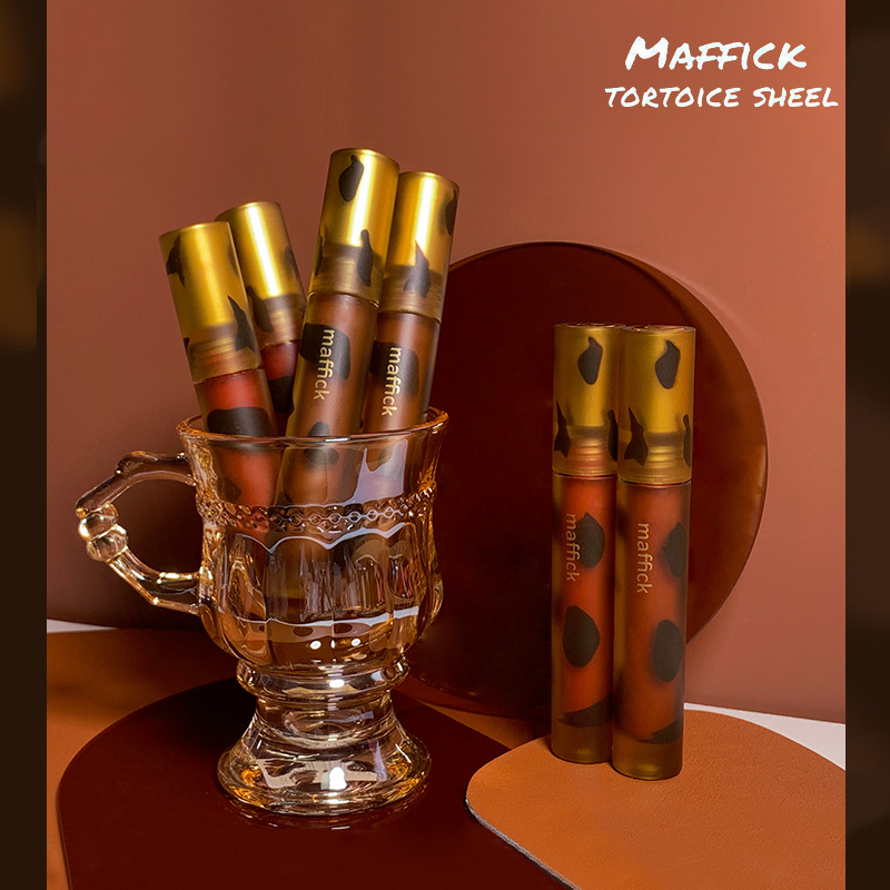 (Hàng Mới Về) Son Môi Màu Lì Mịn Như Nhung Phong Cách Giáng Sinh Dành Cho Nữ