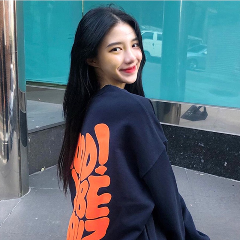 ARTANNIE Ready Stock- Áo len nữ mùa thu năm 2021 mới kiểu Hồng Kông cổ tròn cộng với áo len nhung thủy triều thương hiệu áo len rộng rãi | BigBuy360 - bigbuy360.vn