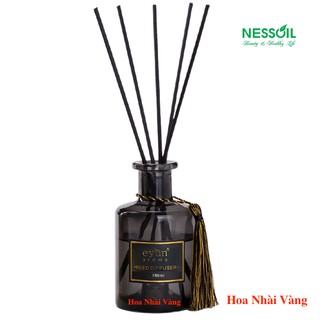 Bộ tinh dầu nước hoa thơm phòng Eyun hương hoa Nhài Vàng 180ml gồm 1 chai tinh dầu 180ml + 1 bộ que mây thấm hút màu đen