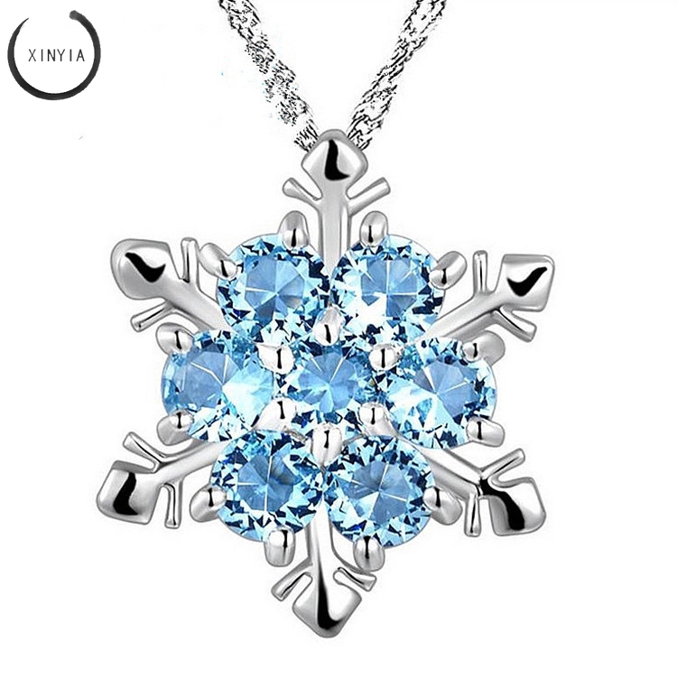 Vòng choker hình hoa tuyết đính đá thời trang sang trọng