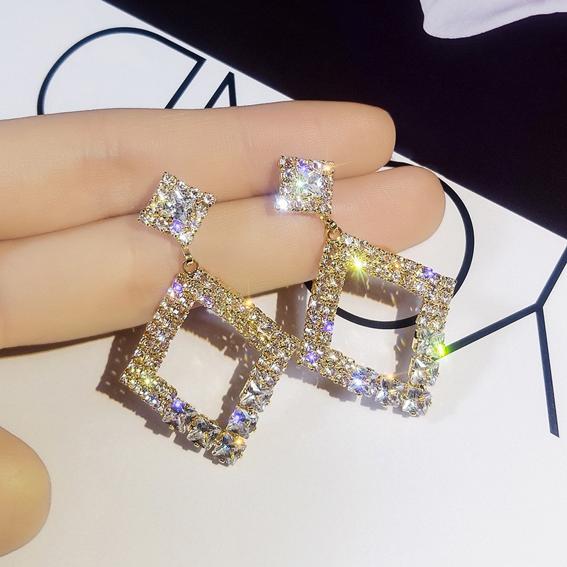 Bông tai nữ đính đá lấp lánh pha lê siêu xinh sang chảnh quyến rũ nhiều kiểu dáng TB251 - TOBI'SHOP