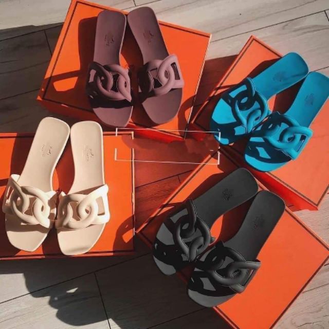 Dép thời trang