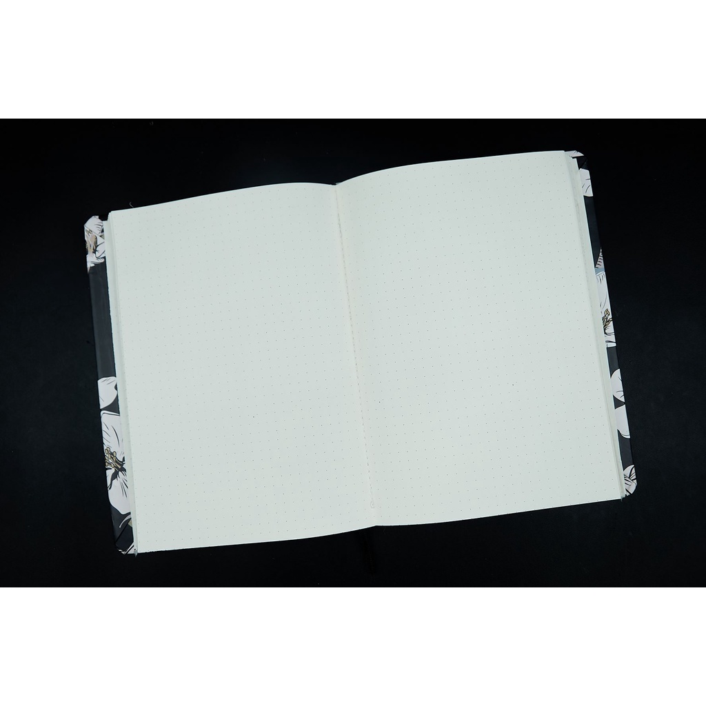 Sổ Tay Bìa Cứng Bọc Vải Violet A5 - Ruột Dot/Grid/Blank - 180 Trang - 100GSM - Journalholic