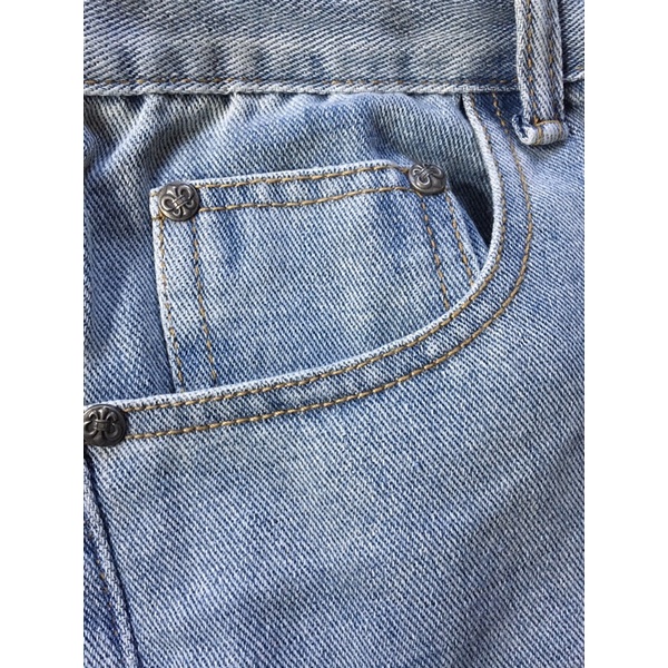 Quần jean unisex thánh giá họa tiết CH form thường