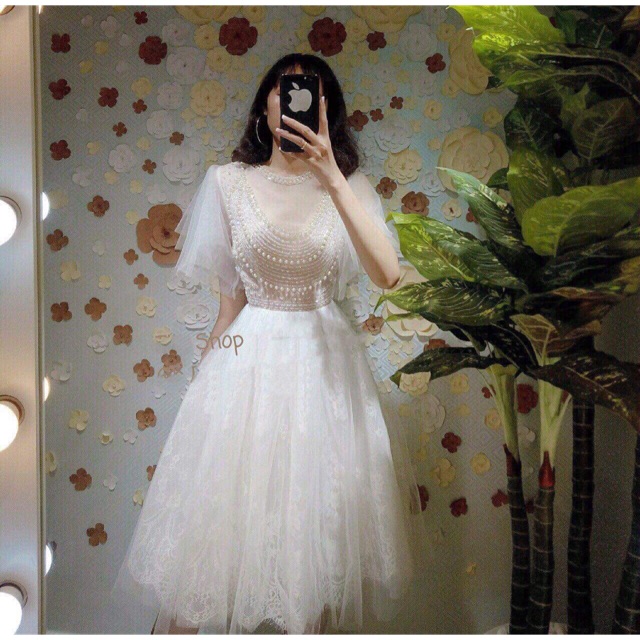 Đầm xoè công chúa tay loe kết hạt - kèm ảnh thật