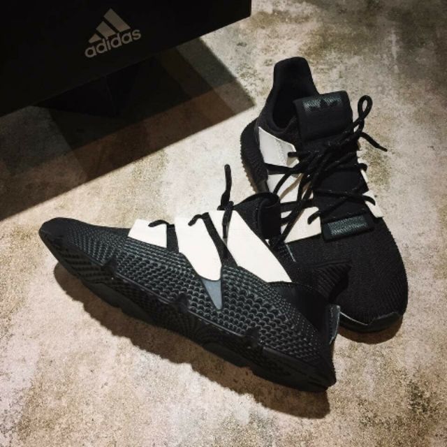 GIÀY THỂ THAO ADIDAS PROPHERE BLACK ( ĐEN ĐAI TRẮNG) NAM NỮ
