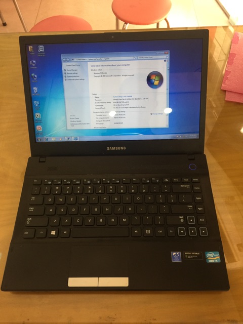 Laptop samsung np300v4z i5-2450m 2.5GHz ram 4GB ổ cứng 500gb vga nvidia GT520