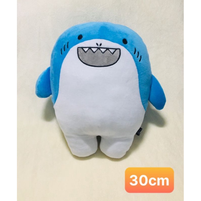 Gấu bông cá mập chất Miniso.