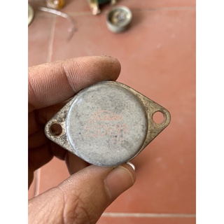 sò sắt công suất transistor 2SD699