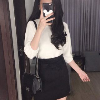 Áo len tay bom