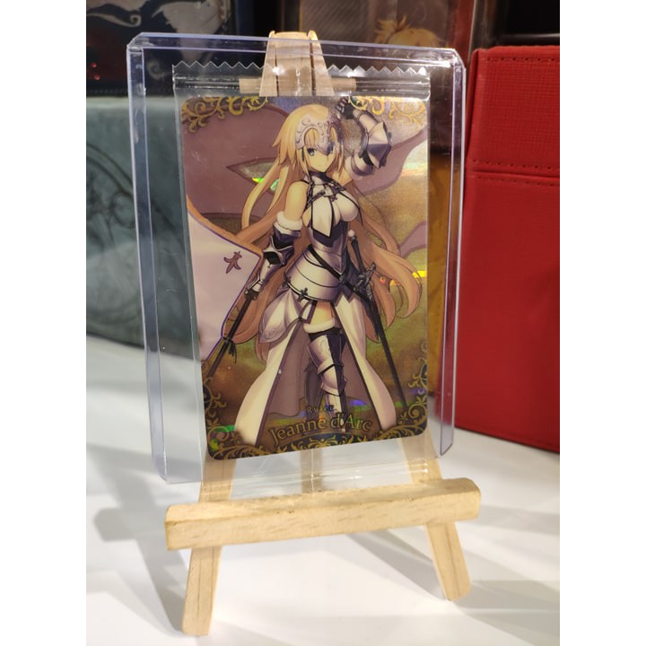 Thẻ bài sưu tầm bánh xốp Fate Grand Order FGO Jeanne d' Arc SR - Secret Rare - Tặng bọc bài nhựa bảo quản