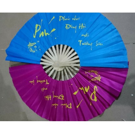 Quạt vải lụa