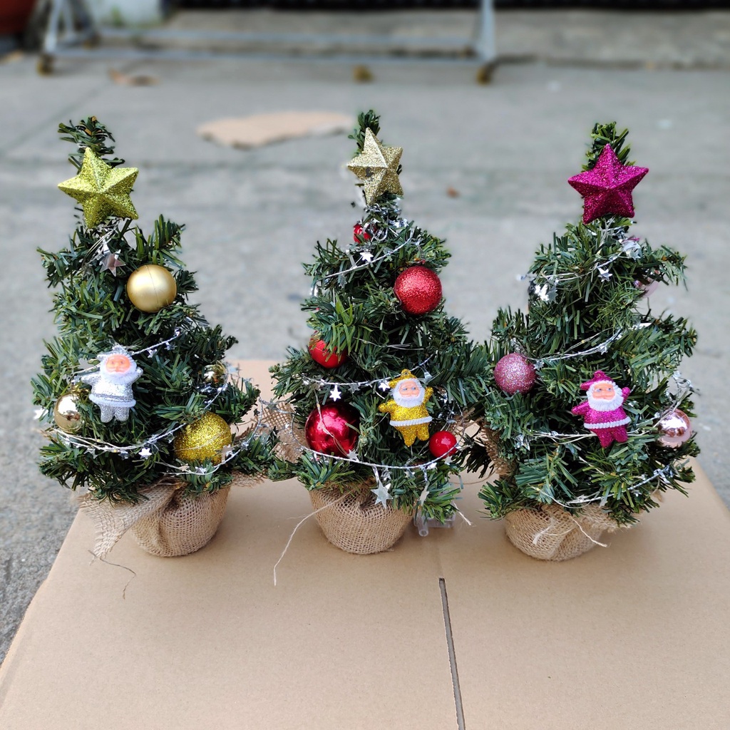Cây thông nhí để bàn C37 mẫu mới cao 30cm, 40cm kèm đèn và phụ kiện