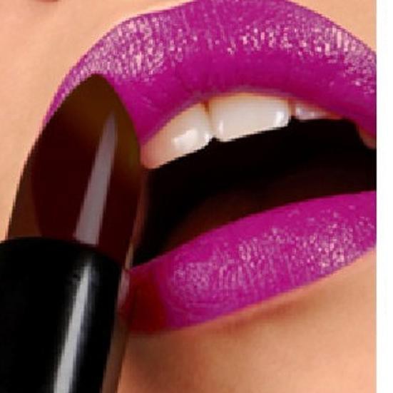 (hàng Mới Về) Son Môi Thiết Kế Vỏ Son Hình Quả Pom Xinh Xắn | BigBuy360 - bigbuy360.vn