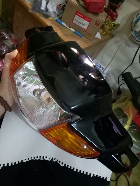 ĐẦU ĐÈN XE WAVE 110 KÈM BỢ CỔ NHƯ HÌNH