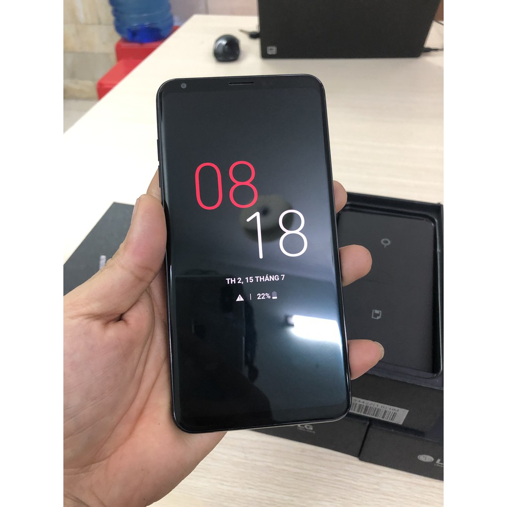 Điện thoại LG V30 bản hàn cpu snap 835 8 nhân 4gb bộ nhớ 64gb likenew mới 99% | BigBuy360 - bigbuy360.vn