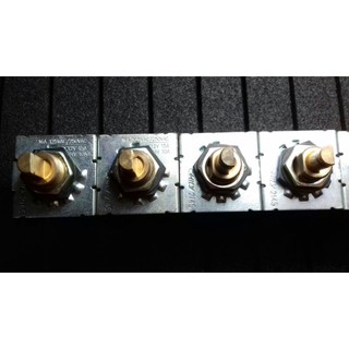Công tắc - selector 3 vị trí 16A , $ USA $ .