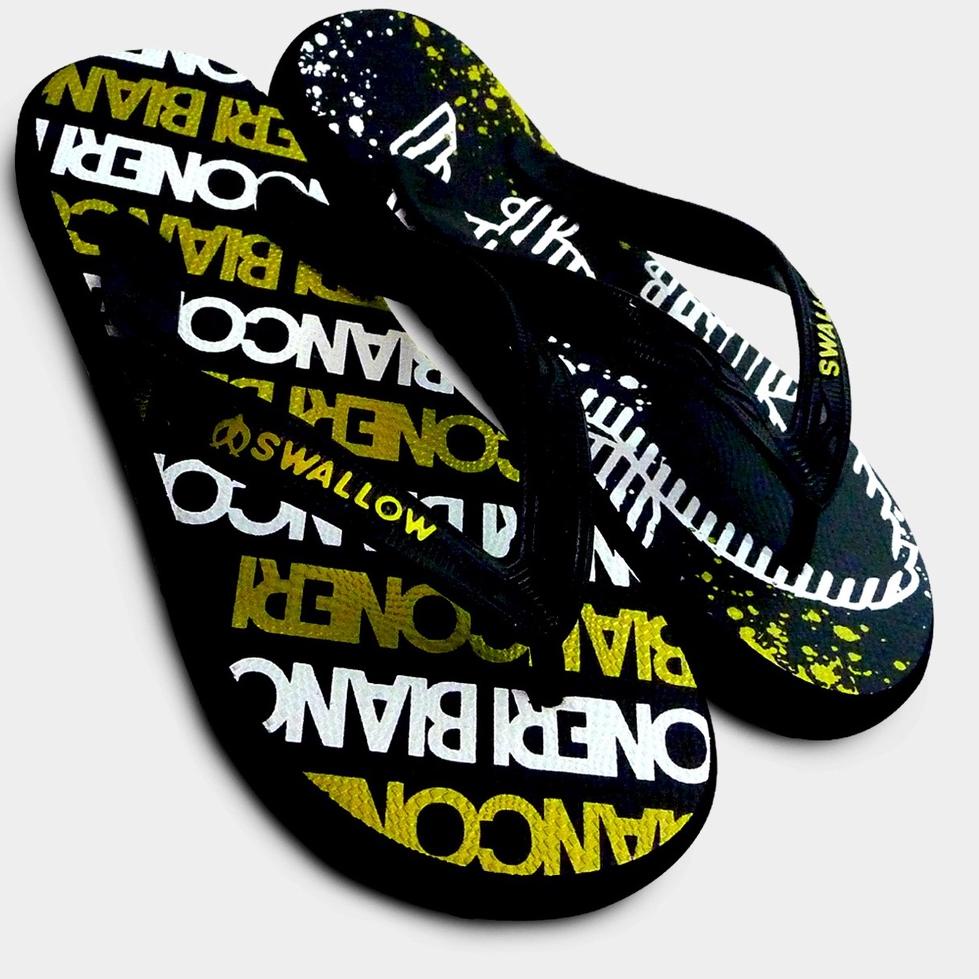 Giày Xăng Đan Chữ Ký Của Fanart FC "Bianconeri" Phiên Bản Giới Hạn T9Q6