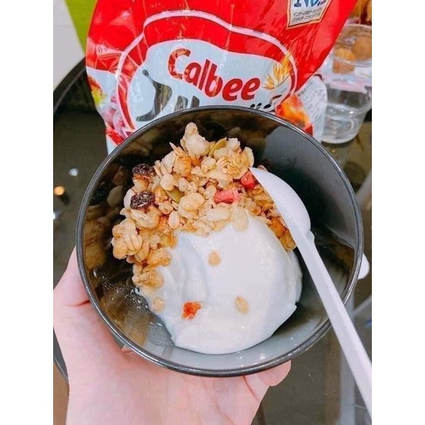 Ngũ cốc Calbee Nhật bản, ăn kiêng, giảm cân mix trái cây, sữa chua