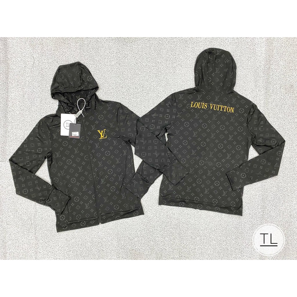 Áo CHỐNG NẮNG NAM LV thêu logo vàng co giãn 4 chiều siêu thoải mái, chất vải poly thoáng mát, họa tiết in chìm siêu đẹp | BigBuy360 - bigbuy360.vn