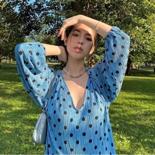 Dép nguyễn thuỳ trang