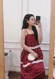 đầm kẻ phối ren hot hit
