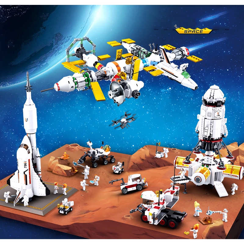 Sluban Explore Star Trek International Space Station Rover Car Rocket Air Plane Space Base Children Building Block 0731