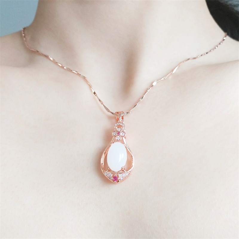 Dây Chuyền Mạ Vàng Hồng 18k Mặt Ngọc Bích Tự Nhiên Kiểu Dáng Trang Nhã Cho Nữ