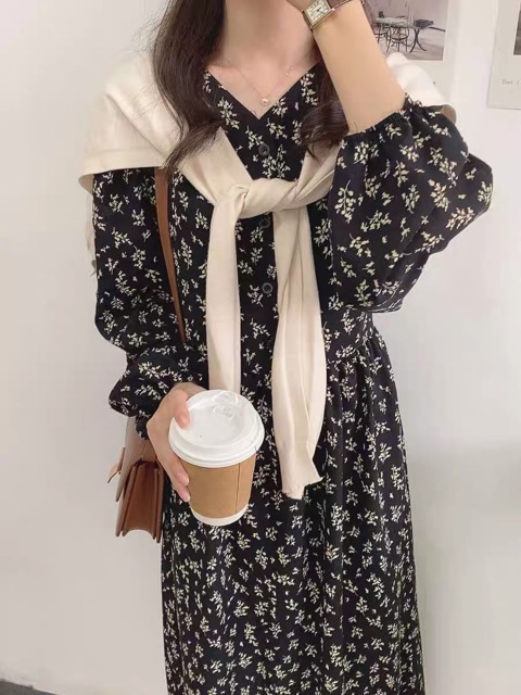 Váy Hoa Nhí Vintage Babydoll Dài Tay Cổ V