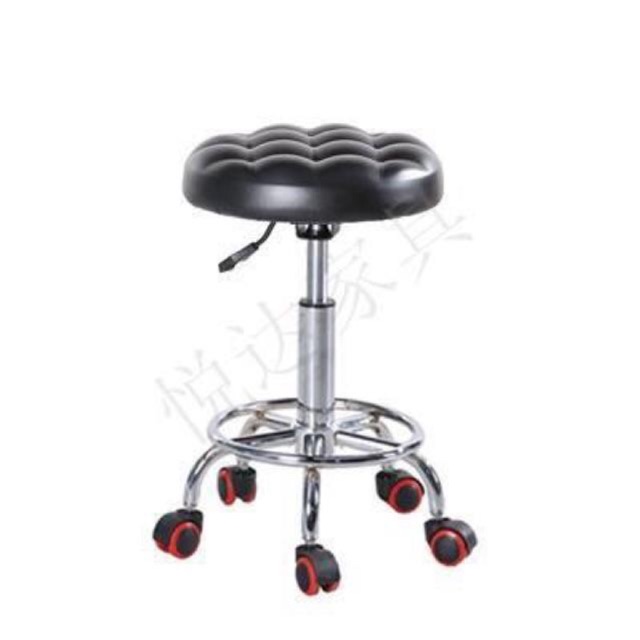 Ghế Spa Múi Nệm Tốt Nâng Hạ kèm 2 loại bánh xe.