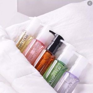 「BILL NHẬT」 Dầu Tẩy Trang và Làm Sạch Sâu Shu Uemura Blanc Chroma Brightening Cleansing Oil (TÍM) - 50ml 「AUTH」 | BigBuy360 - bigbuy360.vn