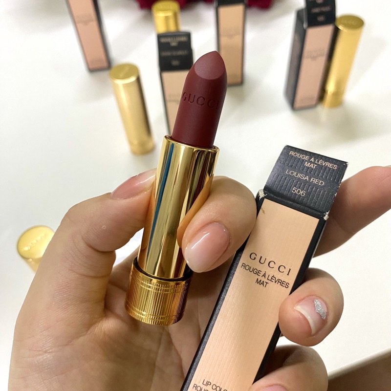 Son lì Gucci Rouge à Lèvres vỏ vàng