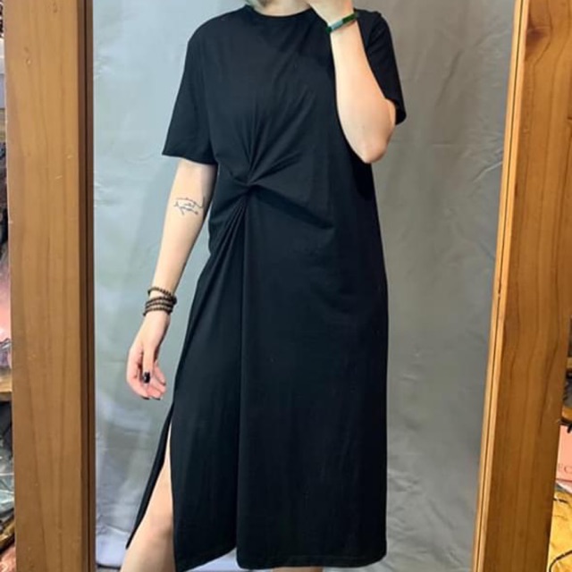 Váy cotton xoắn eo