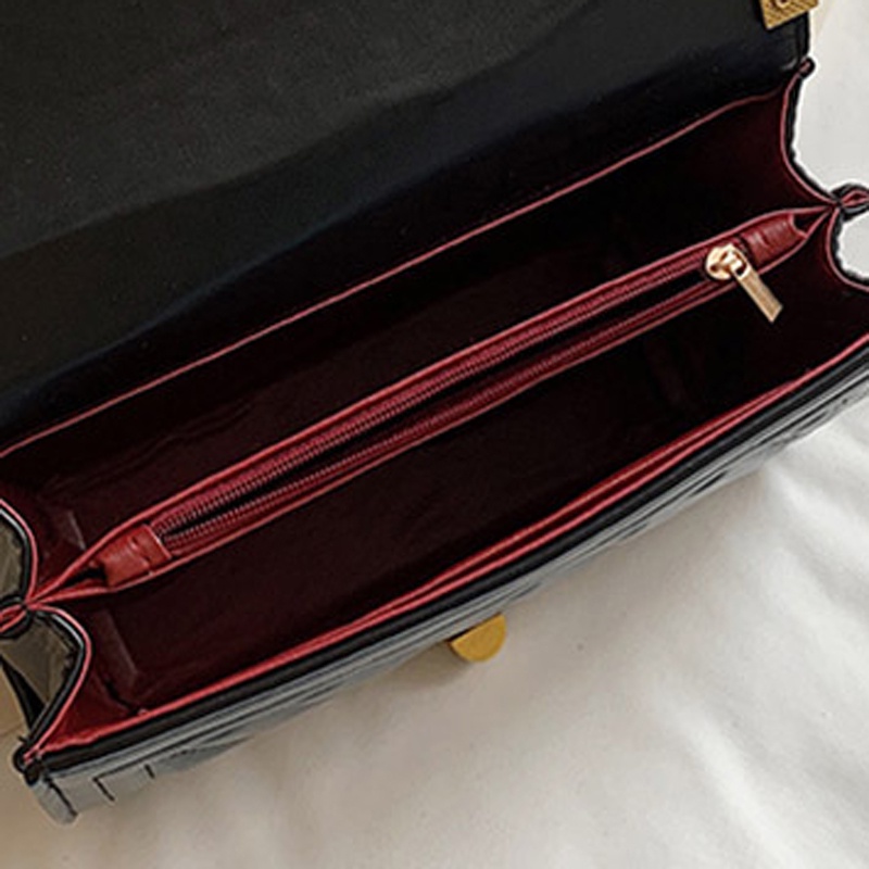 Túi Đeo Chéo Phối Dây Xích Thời Trang Đường Phố Cá Tính Cho Nữ