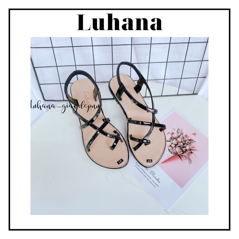 Dép sandal nữ đế bằng xỏ ngón, Sandal học sinh quai sau co giãn không khoá cài Luhana thời trang.Ms: SDB 01
