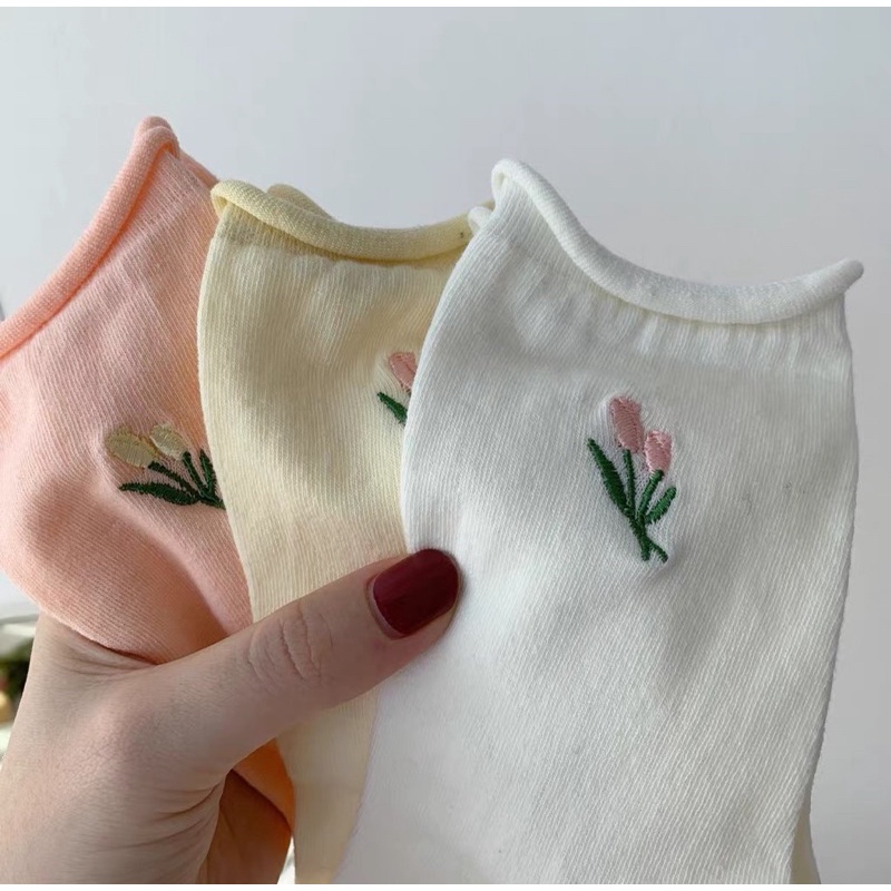 Tất cao cổ viền xoắn hoạ tiết thêu hoa tulip - bedth.socks