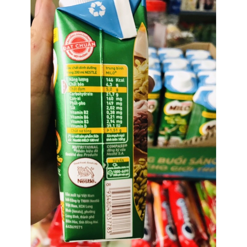 Milo nắp vặn lúa mạch ngũ cốc 200ml