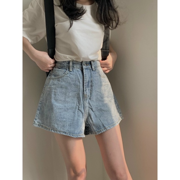 Quần short jeans cơ bản cạp cao QB252 LOLLIE STUDIO | BigBuy360 - bigbuy360.vn