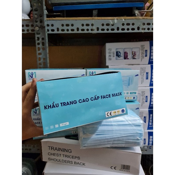 Hộp 50 cái Khẩu trang 4 lớp kháng khuẩn, lọc bụi, chống giọt bắn, hàng giao ngẫu nhiên | BigBuy360 - bigbuy360.vn