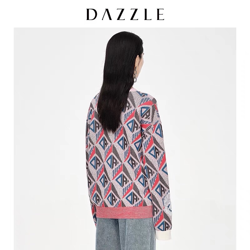 Áo len hoạ tiết Dazzle