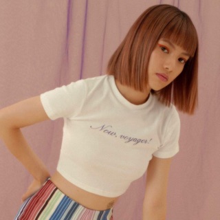 Áo croptop libe rubies pull&bear