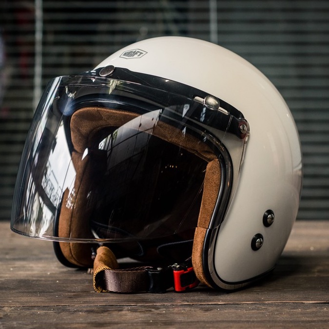 Kính Chắn Gió GRS 1/2 mặt tích hợp mái che - Dùng Được Cho Tất Cả Các Loại Nón 3/4 Nút Bấm