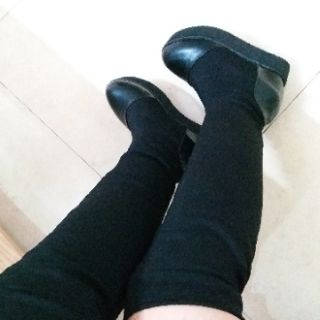 Boot đầu gối đế bánh mì (độn 7cm) còn sz 38