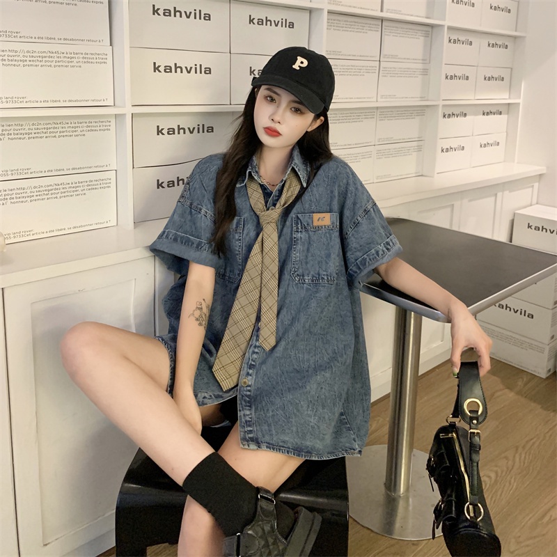 Áo Sơ Mi Denim Tay Ngắn Dáng Rộng Phối Túi Thời Trang Mùa Hè Cho Nữ