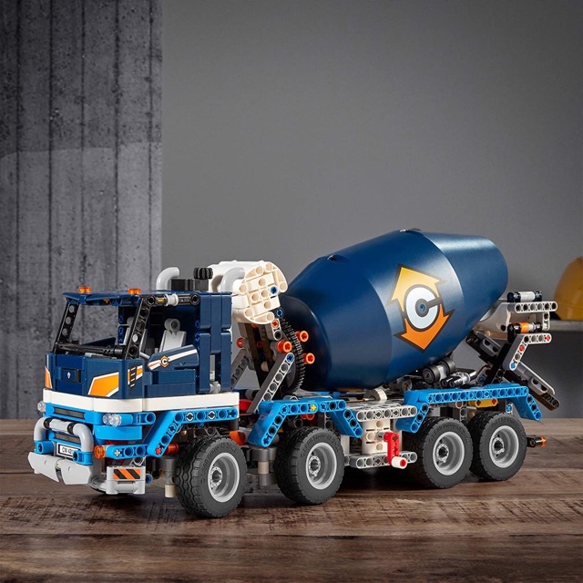 Lego 42112 - Concrete Mixer Truck