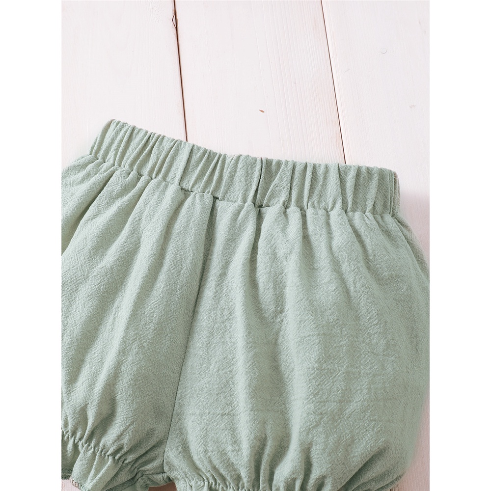 Trang phục Mikrdoo gồm áo tay bay in hoa và quần short kiểu mùa hè cho bé gái sơ sinh