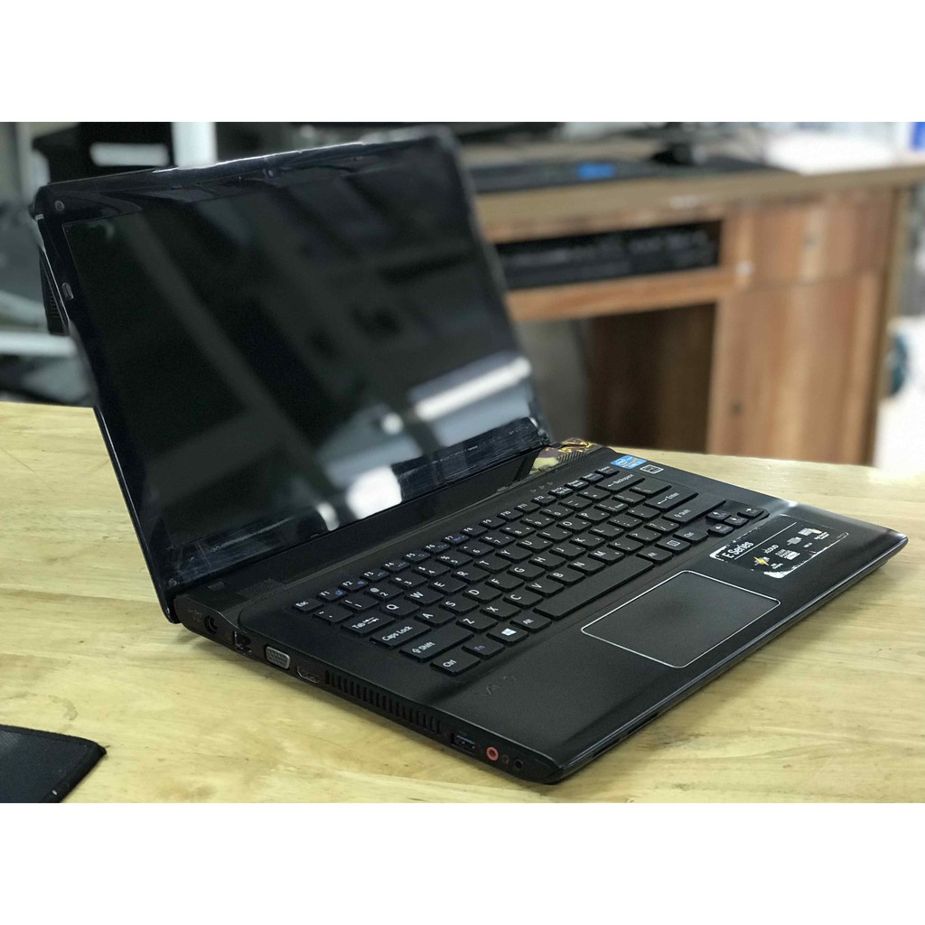 Laptop xách tay Sony Vaio SVE14 (Core i5 3210M, Ram 4GB, HDD 500GB) Máy màu đen đẹp quý phái